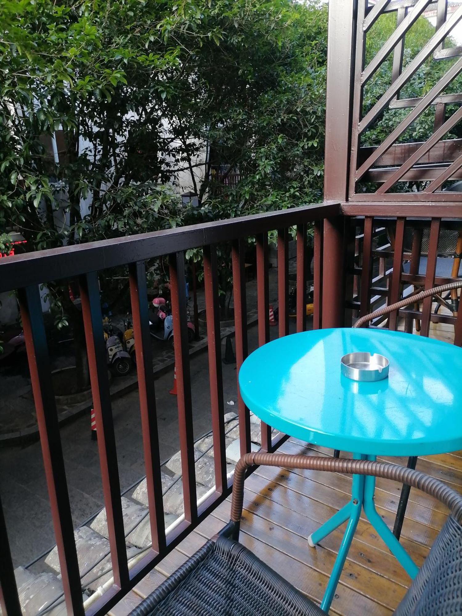 Lazzy Inn Yangshuo Exterior photo